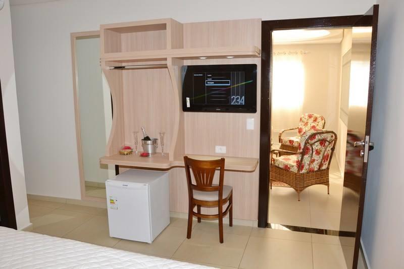 Hotel Portal Carlopolis Bagian luar foto