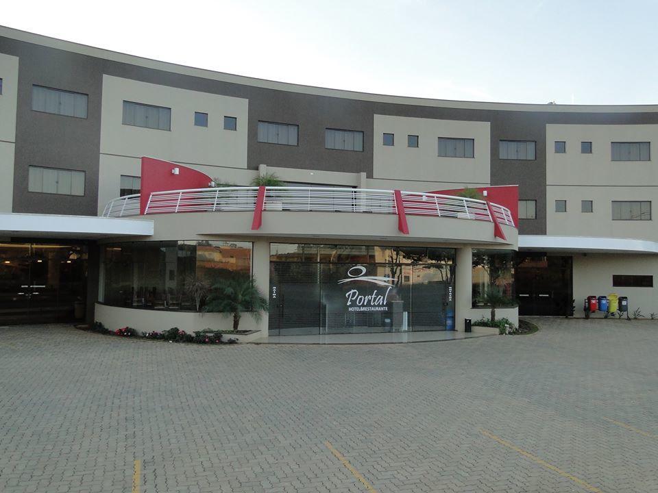 Hotel Portal Carlopolis Bagian luar foto